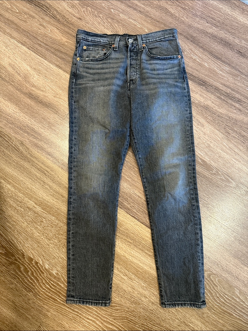 Levi’s High-Rise Black Jeans